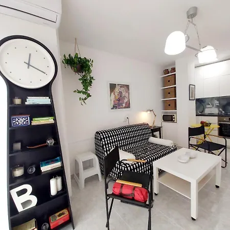 Saltillo Alto Estudio Moderno 托雷莫利诺斯
